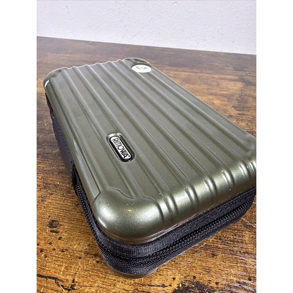 Rimowa × EVA Air First Class Amenity Hardcase Light Green Travel Toiletry Case - Picture 9 of 11